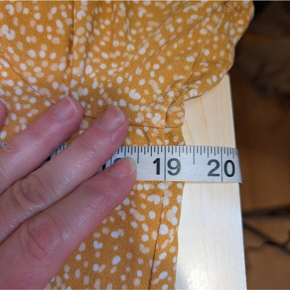 Adrianna Papell Printed Moss Crepe Square Neck Top In Yellow Gold Size Small - Picture 4 of 7